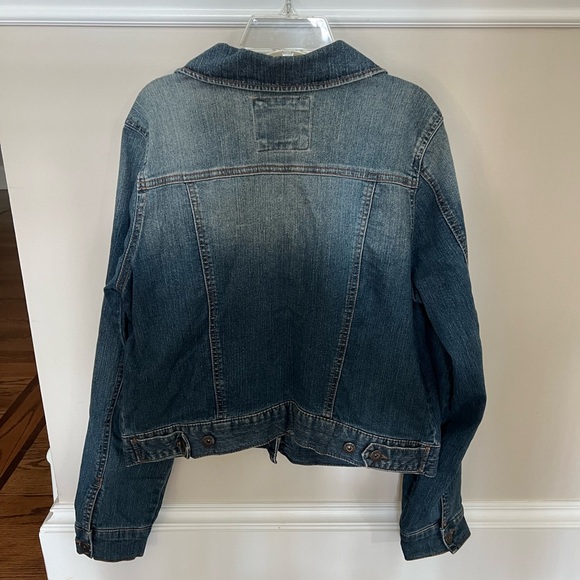 Jean jacket - Picture 2 of 5